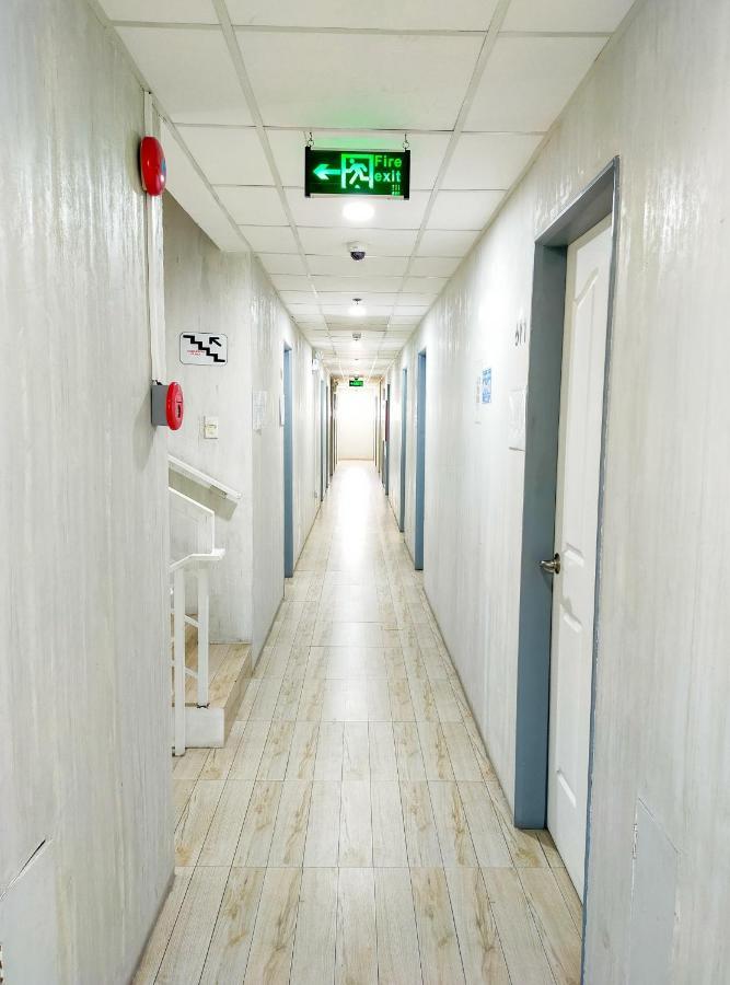 Pasay Centrale Hotel Luaran gambar